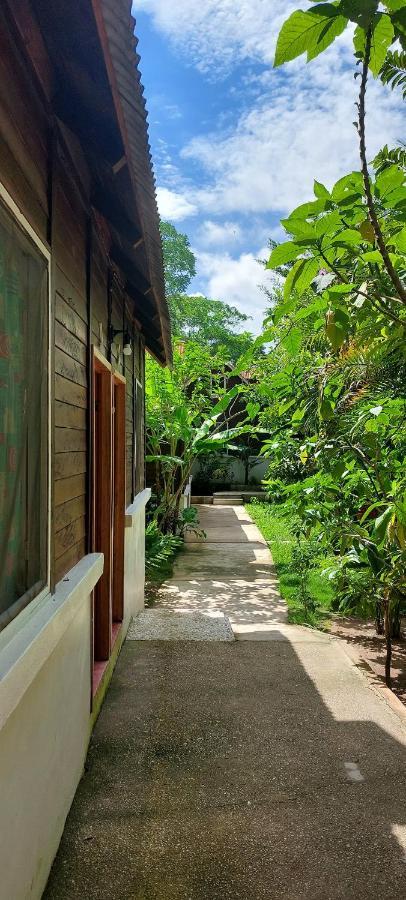 Cabanas Yax-Ha Arroyo Agua Azul Esterno foto
