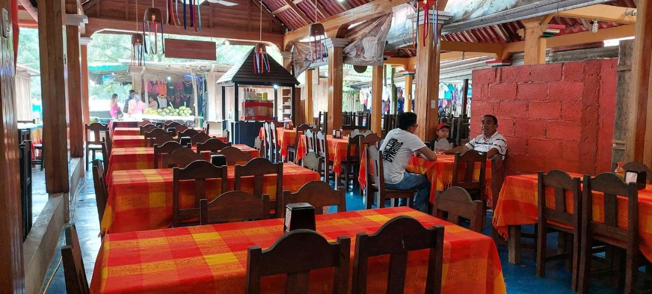 Cabanas Yax-Ha Arroyo Agua Azul Esterno foto